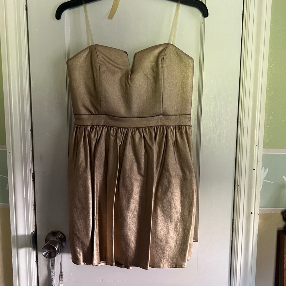 Stunning Strapless Mini Party Dress Gold